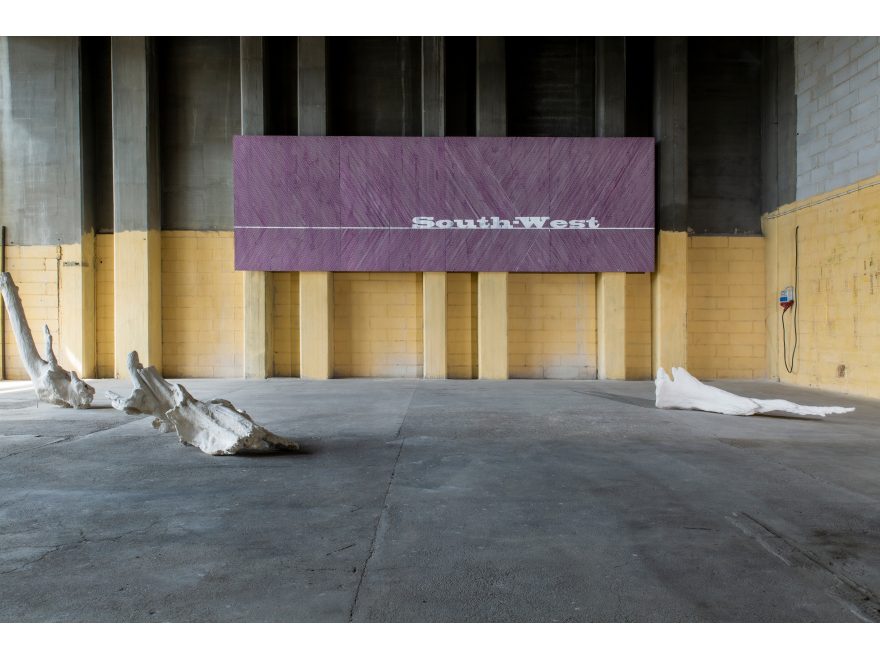 Michael Mørk  Go West, maling på krydsfiner, (220 x 700 cm), 2021