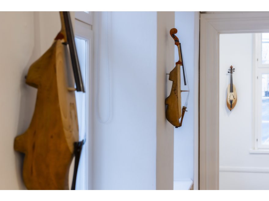 Malte Frej, Klamphuggerens vuggevise (2+3+4), 2026. Foto: FABU