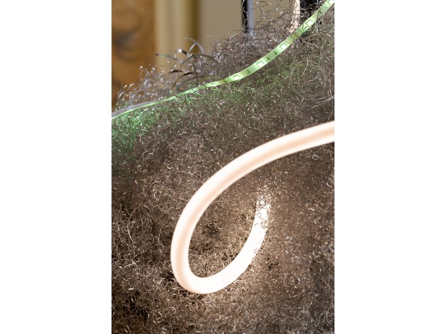 AH-M, Organic Light (udsnit), 195 x 154 x 113 cm, 2026. Foto David Stjernholm