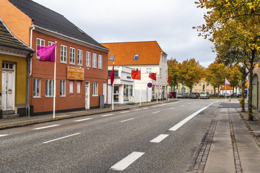 Hesselholdt og Mejlvang, Flags for Open Horizons, 2025. Foto: FABU Photography