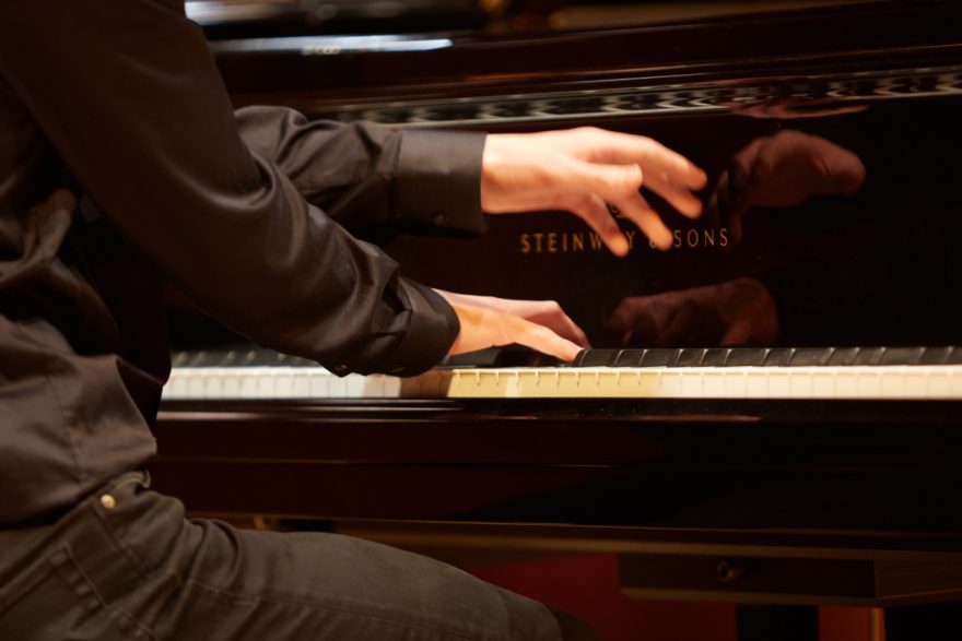 Oplev en af verdens bedste musikere i Kongegaarden