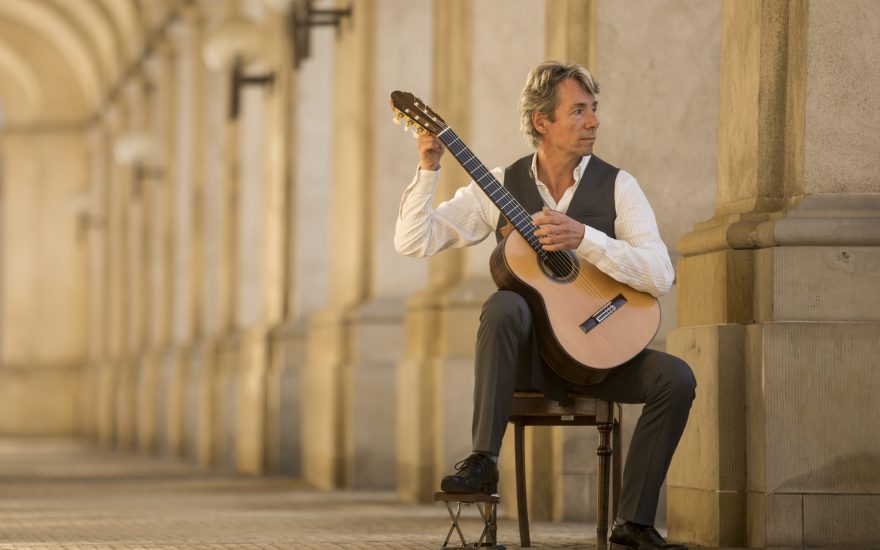 Jesper Sivebæk er klassisk guitarist