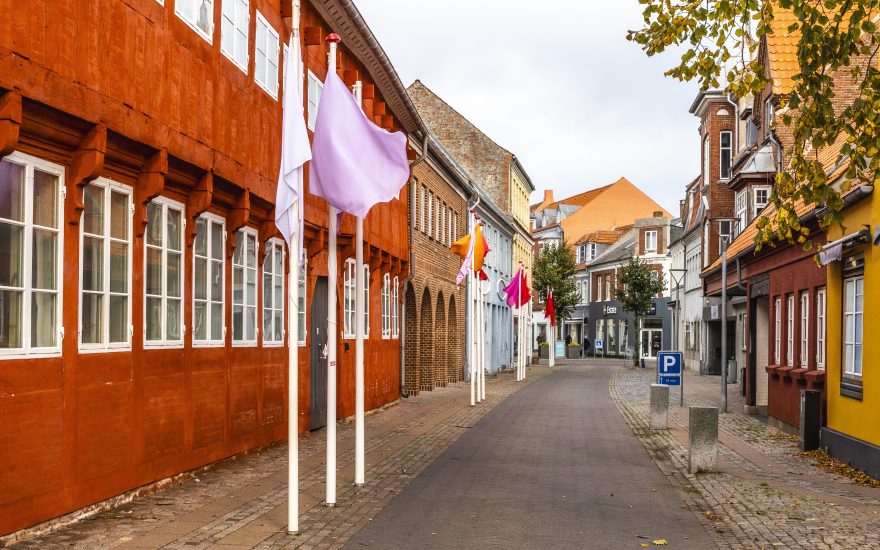 Hesselholdt & Mejlvang, Flags for Open Horizons, 2025. Foto: Martin Fabricius Buchwald