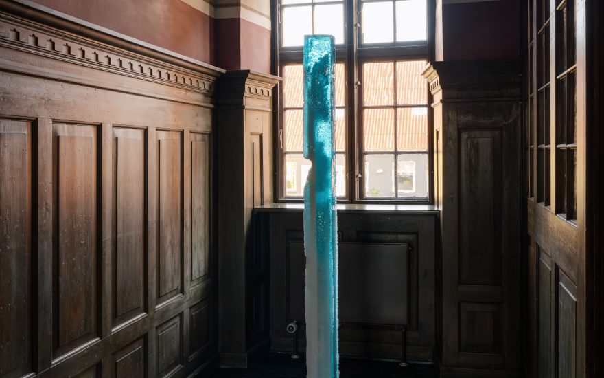 Theis Wendt, Styrohybrid (Column) nr. 2, 2026. Foto: David Stjernholm